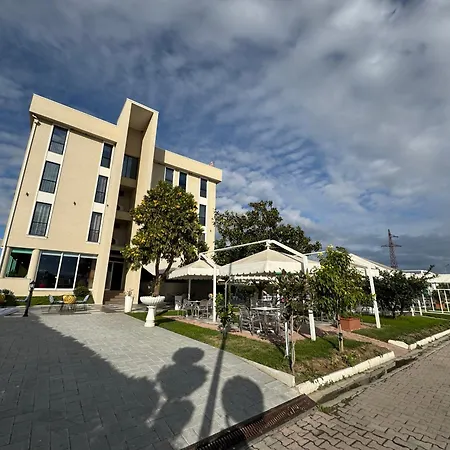 Hotel Delta 3*