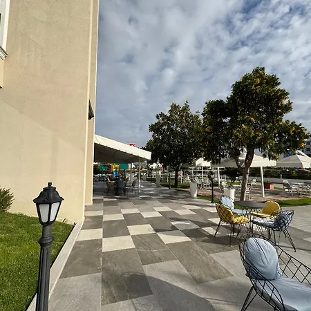 Delta Hotel